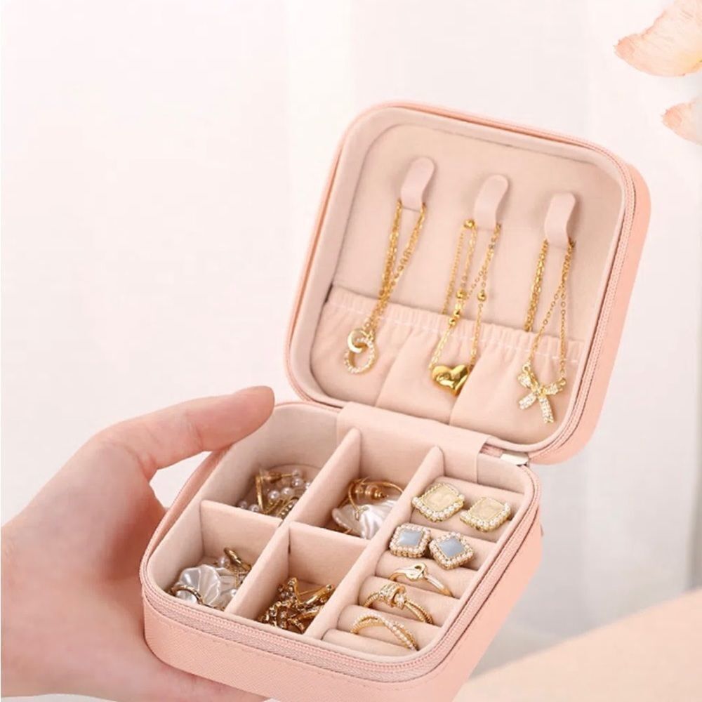 TRAVEL JEWELRY BOX IN PINK - Picture 3 of 4